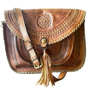 ▶️ Patricia Nash ◀️ Tooled Leather Brown Western Fringe Crossbody  P43106